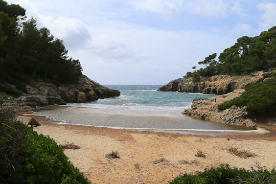 Cala Fustam